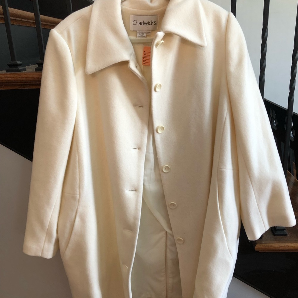 Chadwick’s 100% Wool Coat, perfect condition